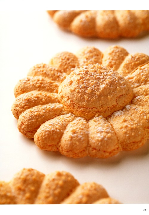 シンプルをきわめる アポワン岡田吉之のお菓子